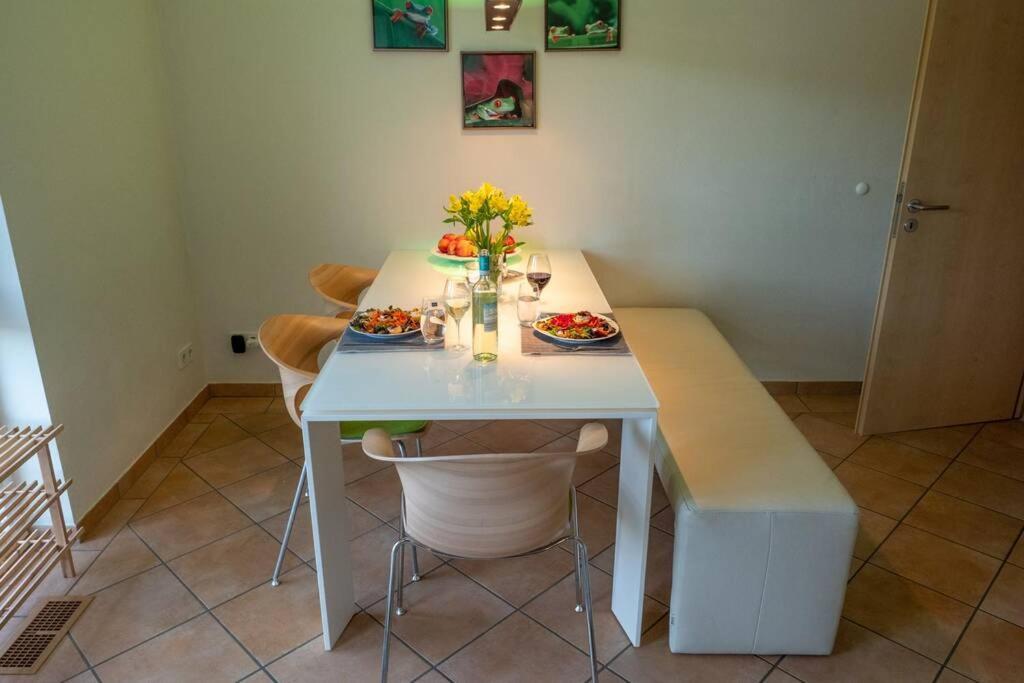 זיגן Wohnung Mit Talblick, Ladestation E-Auto מראה חיצוני תמונה